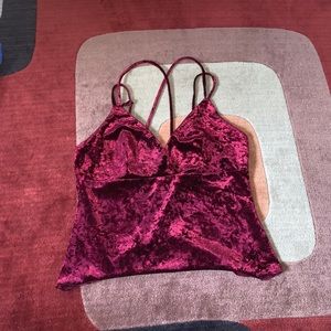 💥3/$15 Velvet crop top